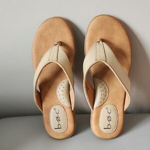 Women's Cream Flip Flops